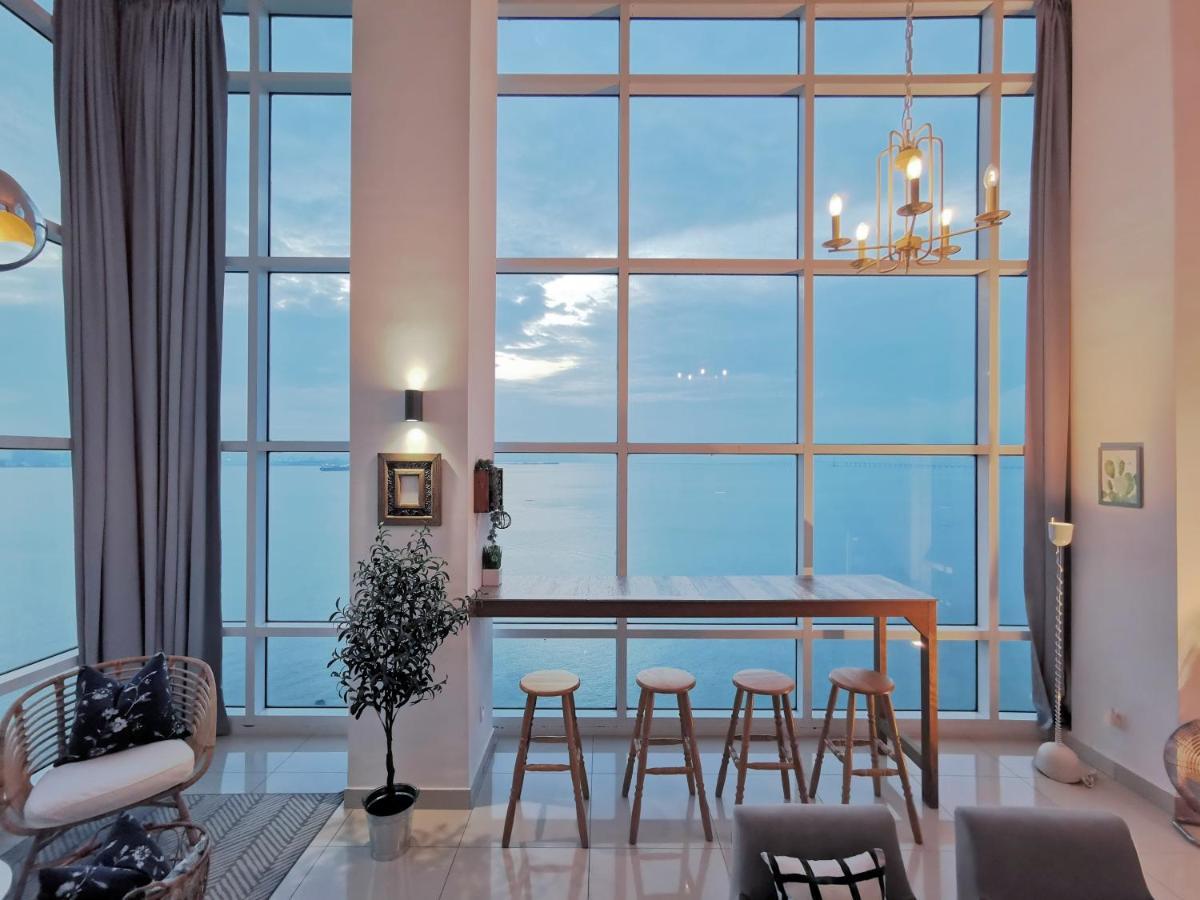 Maritime Suites Penang Jelutong Exteriör bild