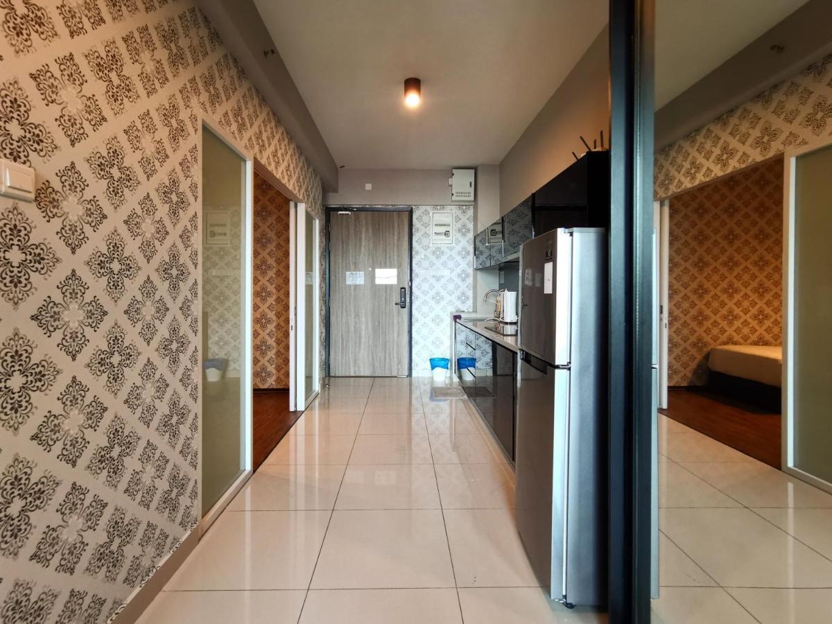 Maritime Suites Penang Jelutong Exteriör bild