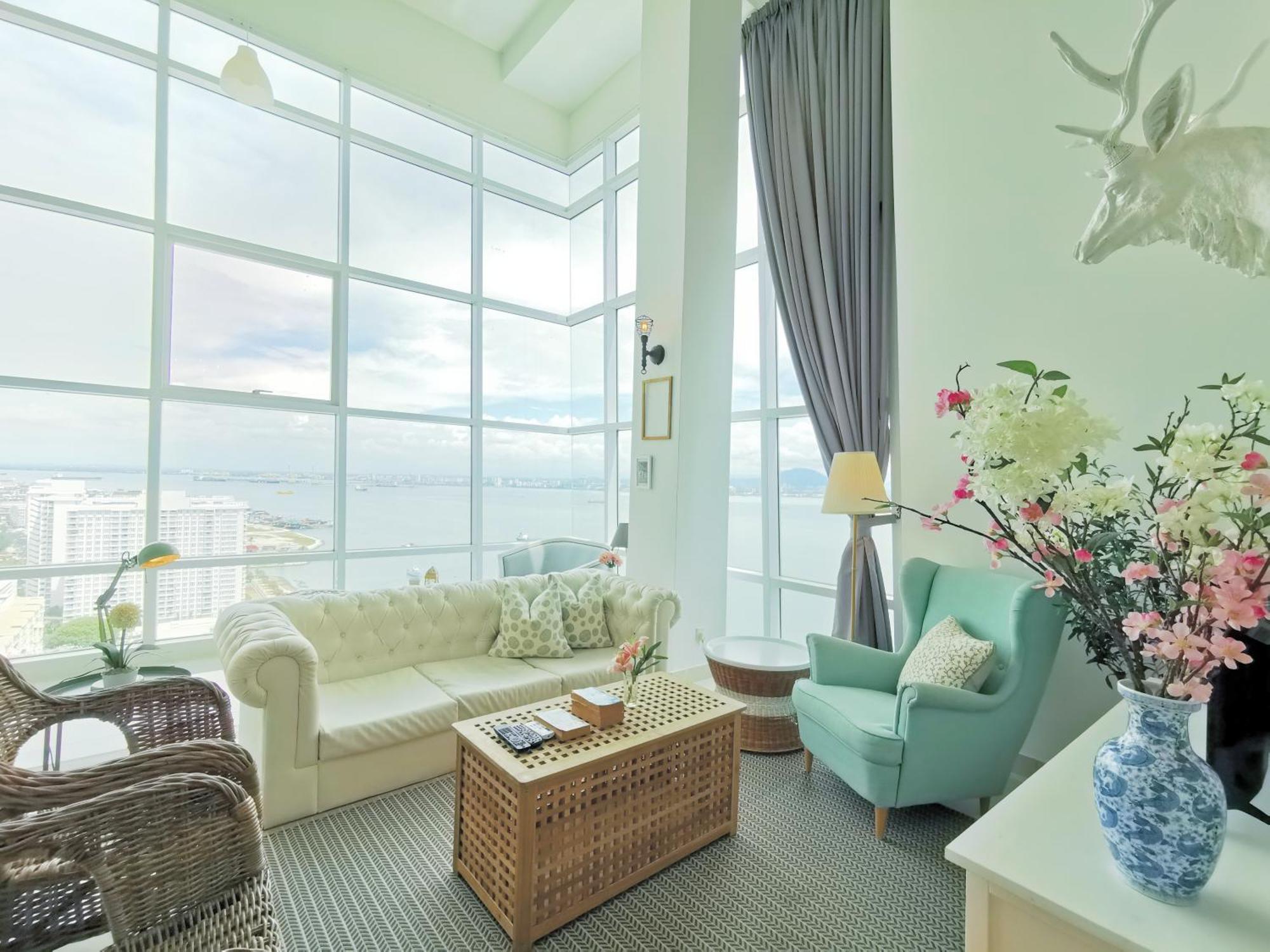 Maritime Suites Penang Jelutong Exteriör bild