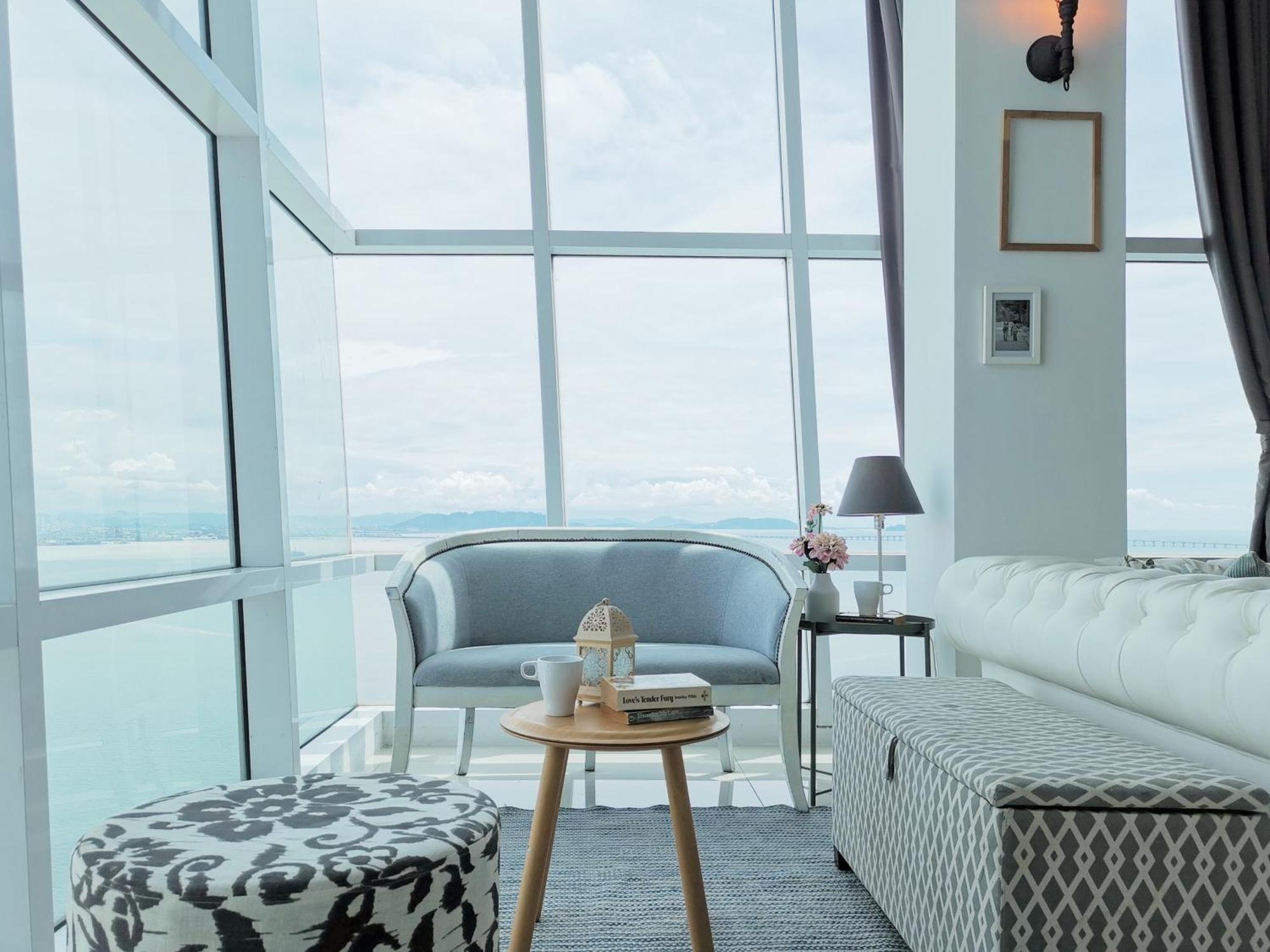 Maritime Suites Penang Jelutong Exteriör bild