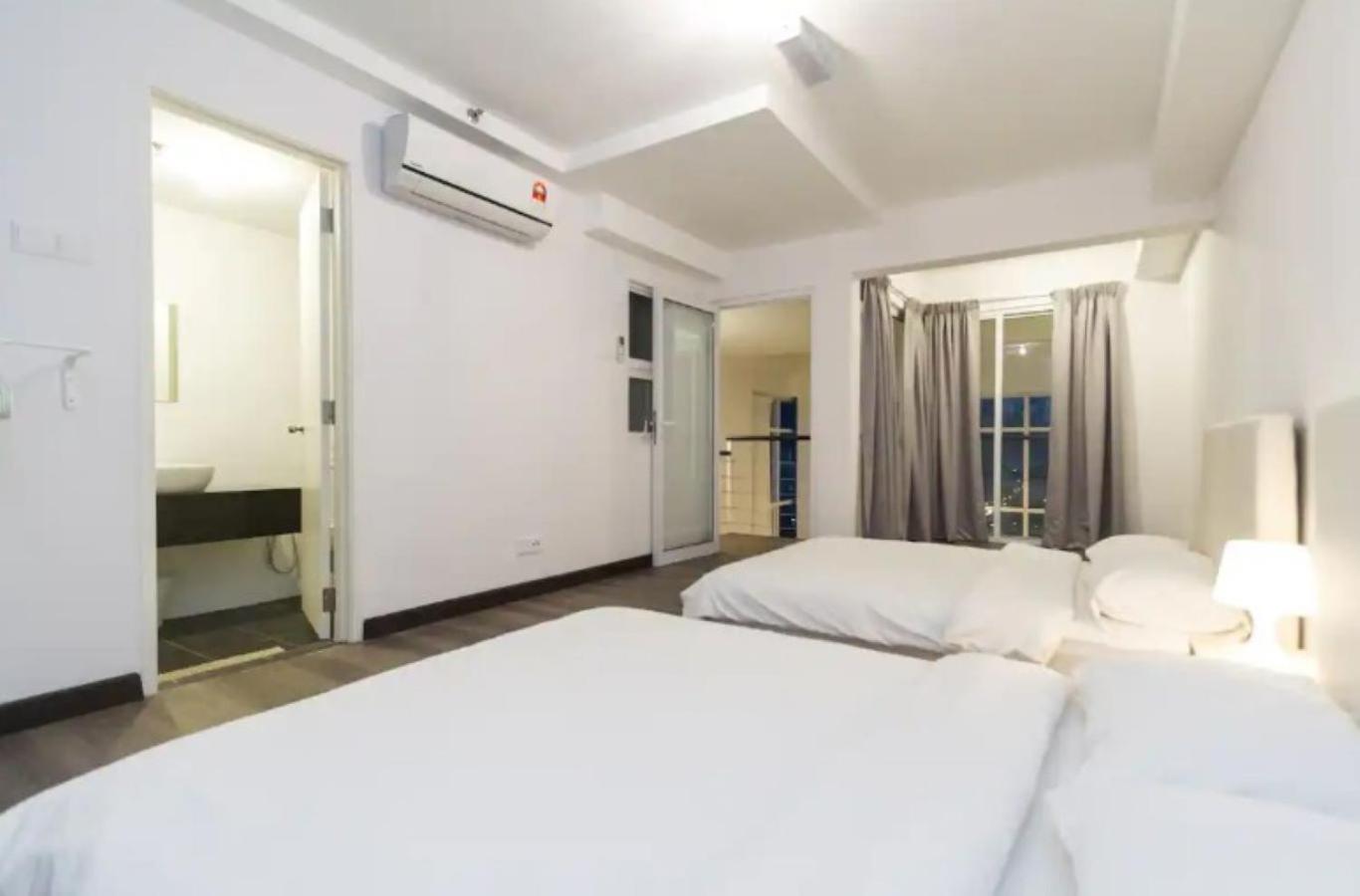 Maritime Suites Penang Jelutong Exteriör bild